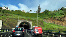 Imagem de Mau tempo provoca congestionamentos na via rápida