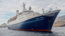Imagem de Pescadores socorrem turista a 500 metros da costa na Madeira que nadava em direção a um navio de cruzeiros
