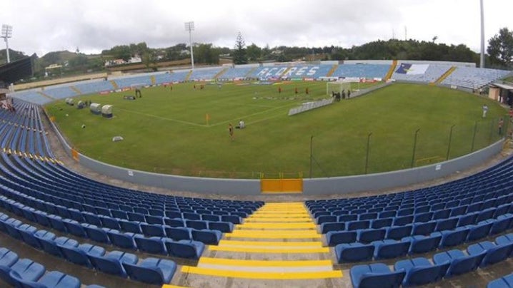 Imagem de Covid-19: Liga quer 1000 adeptos a assistir ao jogo entre Santa Clara e Gil Vicente