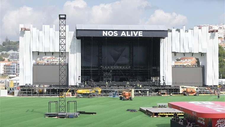 Festival NOS Alive em Oeiras adiado para 2022