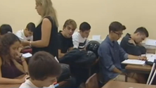 Imagem de PS lamenta falta de testes nas escolas secundárias (Vídeo)