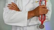 Imagem de Sindicatos e Governo chegam a acordo para incluir grelha salarial dos médicos nas negociações