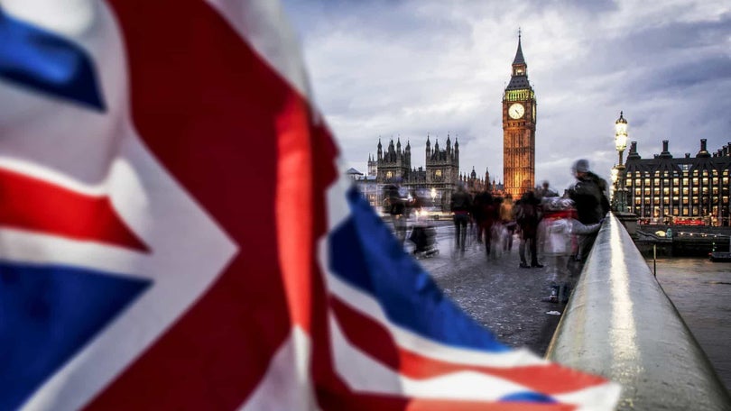 Covid-19: Quarentena no final do mês para chegadas do estrangeiro ao Reino Unido