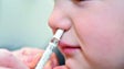 Covid-19: Cientistas britânicos testam vacinas que podem ser inaladas em vez de injetadas