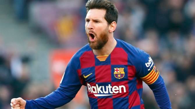 Messi anuncia que continua no FC Barcelona para evitar os tribunais
