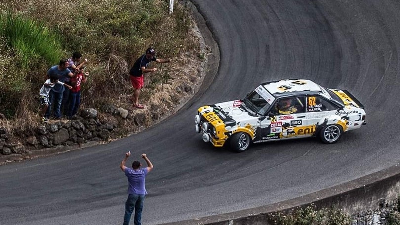 Imagem de Eduardo Veiga falha Rali da Calheta com o Ford Escort MK2