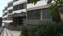 Imagem de Estudantes universitários fazem reforço da vacina (áudio)