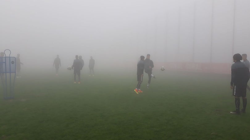 Imagem de Nacional prepara jogo com Porto B sob intenso nevoeiro