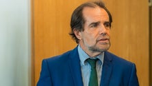 Imagem de Tribunal condena Albuquerque a entregar ao JPP documentos de viagem à Venezuela
