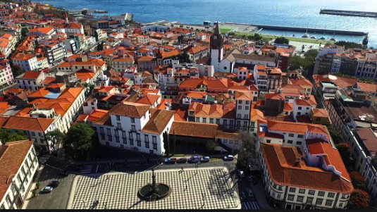 Imagem de PJ fez buscas no Funchal por suspeitas de prevaricação