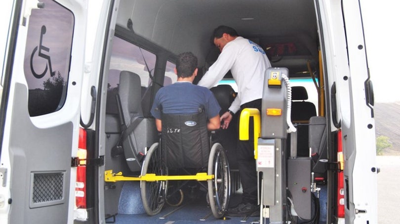 Imagem de PSD quer saber quanto deve o Governo aos bombeiros por transporte de doentes não urgentes