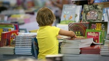 Imagem de Governo quer estratégia regional de promoção da leitura