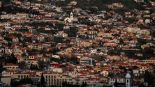 Imagem de Cerca de 3700 famílias do Funchal precisam de uma habitação social
