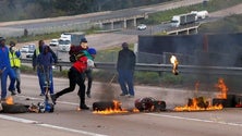 Imagem de Violência não abranda na África do Sul (áudio)