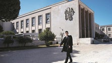 Imagem de Governo quer preencher todas as vagas nas universidades para filhos de emigrantes