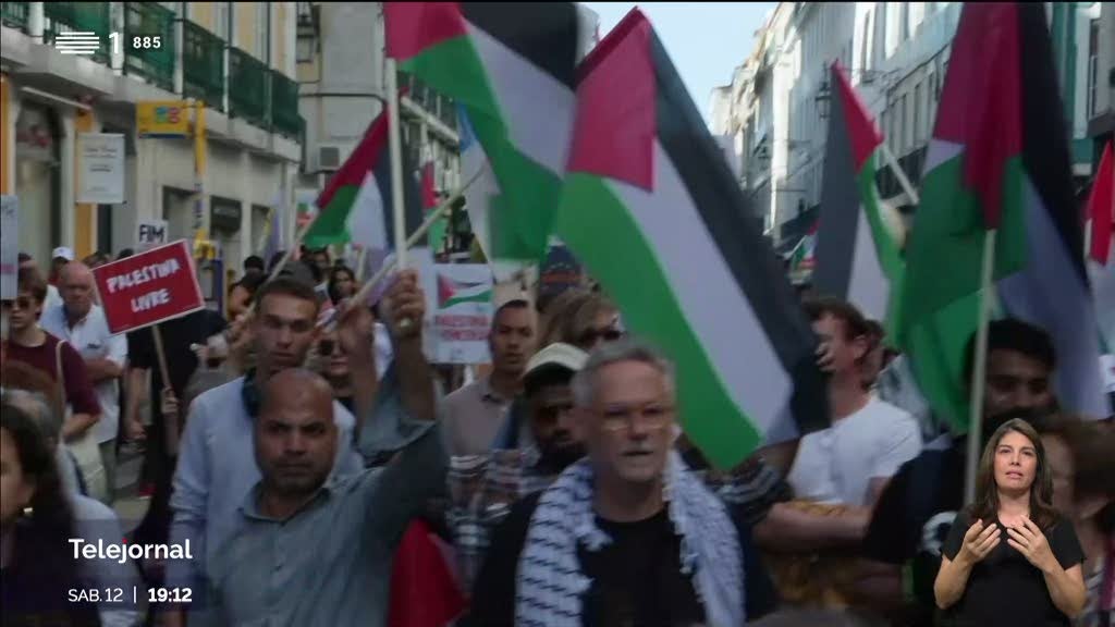 Milhares marcham em Lisboa solidários com a Palestina