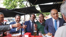 Imagem de Membros do Governo Regional cumprem tradição no Mercado