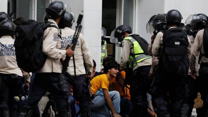 Pelo menos 20 detidos em Caracas após protesto da oposição