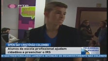 Imagem de Alunos da escola profissional Cristóvão Colombo ajudam no preenchimento do IRS