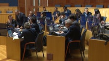 Imagem de Oposição censura governo pelas consultas e cirurgias fora de prazo (vídeo)