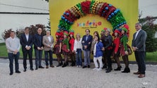 Imagem de Mercadinho de Natal com controlo apertado (vídeo)