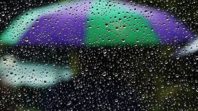 Imagem de Madeira sob aviso amarelo devido à chuva e vento
