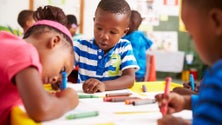 Imagem de Mais de 80% das crianças sul-africanas têm dificuldades na leitura