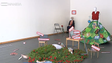 Imagem de Instalação artística celebra Abril (vídeo)