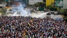 Imagem de Novas acções de protesto previstas hoje a pedido de Juan Guaidó