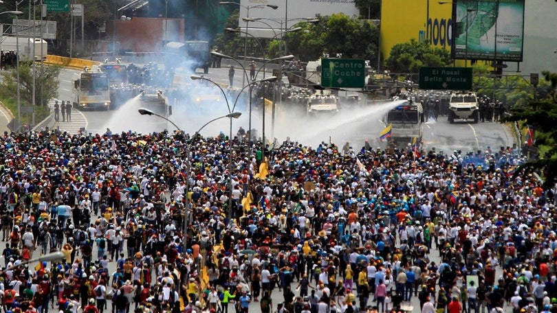 Imagem de Novas acções de protesto previstas hoje a pedido de Juan Guaidó