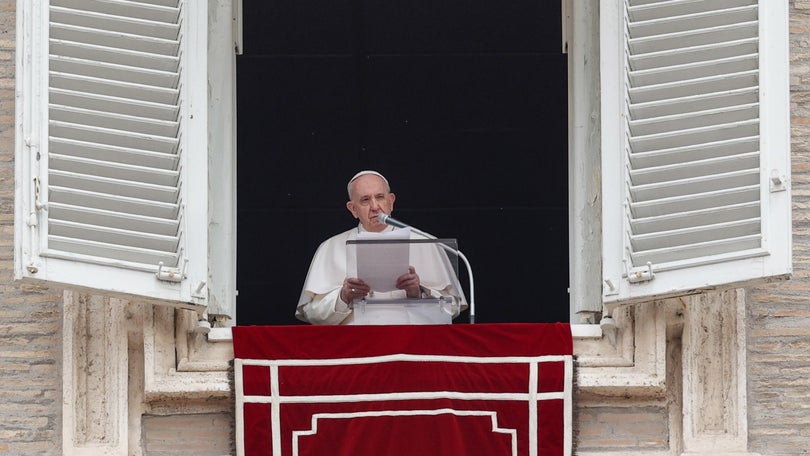 Imagem de Papa apela ao acolhimento dos refugiados