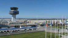 Imagem de Incidente no Aeroporto do Porto com aviões da Ryanair e SATA