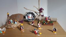 Imagem de Presépios em miniatura no Espaço do Artesão
