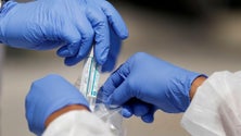 Imagem de Covid-19: OMS considera estatísticas sobre reinfeções quase irrelevantes