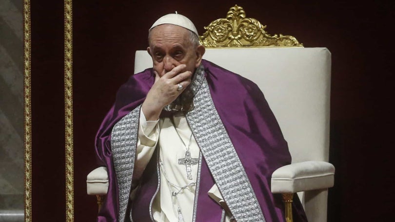Imagem de Papa admite fazer uma visita à Ucrânia