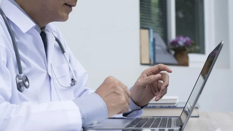 Imagem de Prestadores privados de cuidados de saúde defendem revisão da convenção entre Região e Ordem dos Médicos