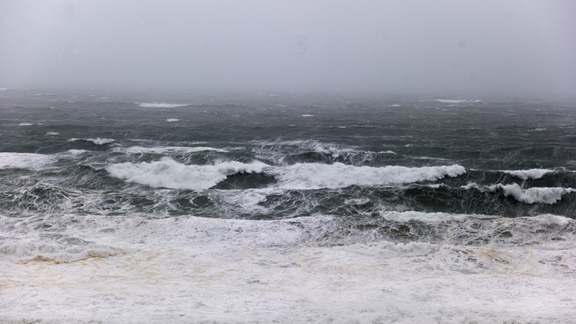 Imagem de Aviso de mau tempo no mar cancelado