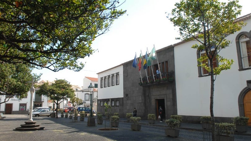 Imagem de Santa Cruz aprovou cerca de 400 mil euros em apoios na área social