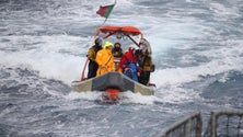 Imagem de Marinha salva 183 pessoas