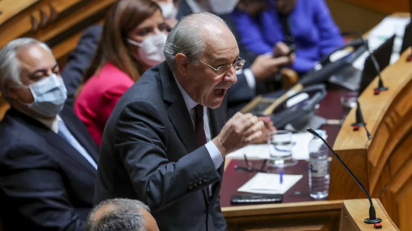 Imagem de Rio defende que Costa se devia demitir para acelerar processo de eleições