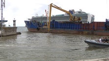 Imagem de Dragagem da entrada da marina condiciona atividade (vídeo)