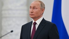 Imagem de Biden diz que Putin «não pode ficar» no poder
