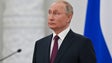 Imagem de Biden diz que Putin «não pode ficar» no poder