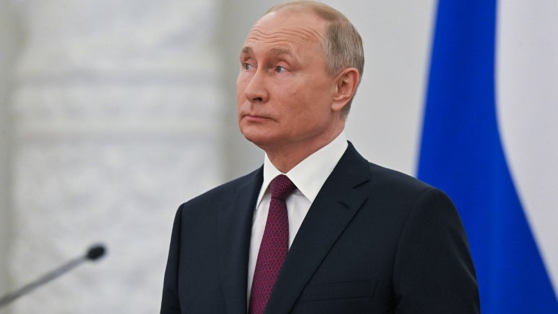 Imagem de Biden diz que Putin «não pode ficar» no poder