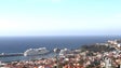 Imagem de Porto do Funchal com dois navios, o terceiro chega daqui a pouco