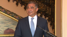 Imagem de Presidente do governo não comenta cortes orçamentais (Vídeo)