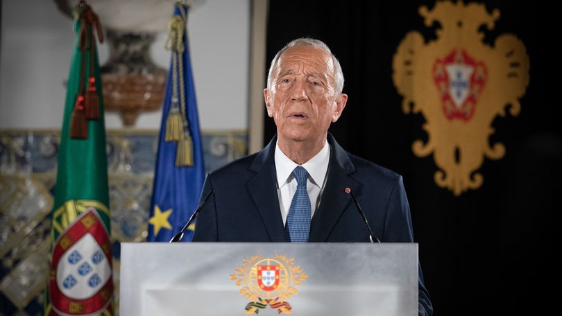 Imagem de Marcelo rejeita cenários de crises políticas