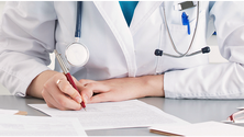 Imagem de Sistemas de saúde reorganizaram acompanhamento de doentes à distância (Vídeo)