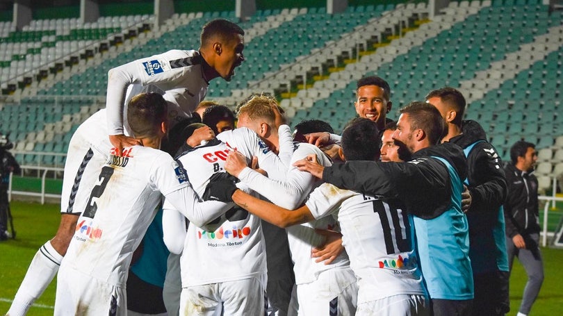 Imagem de Nacional garante meias-finais da Taça de Portugal pela quarta vez