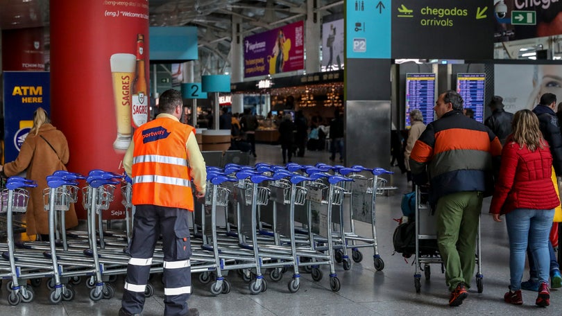 Imagem de Trabalhadores da Portway começam hoje greve nos aeroportos nacionais